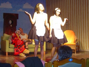 2005-03-24 Hanoi Bald Prima Donna 17